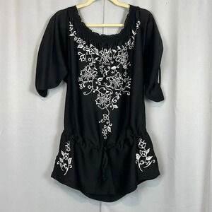 White House Black Market Black and White Smocked Puff Sleeve Blouse